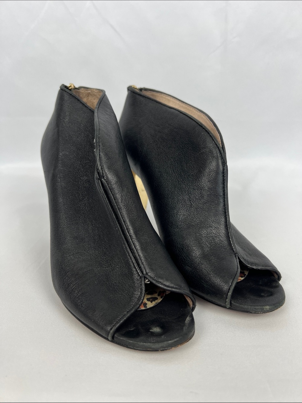 Louise et Cie Black Leather‎ Peep-Toe Ankle Booties- Size 7